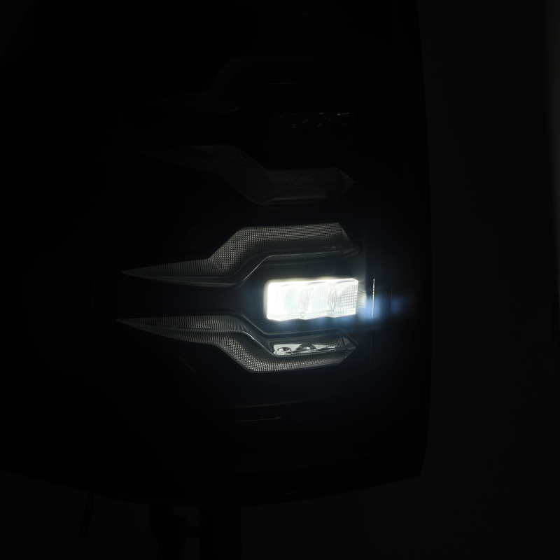 Picture of AlphaRex ARX LUXX Tail Lights - 678009