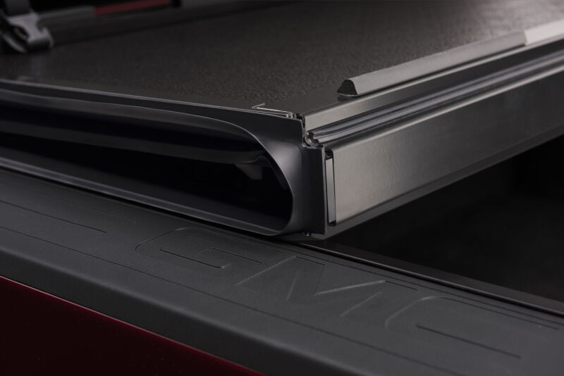 Picture of BAK BAKFlip FiberMax Tonneau Covers - 1126701