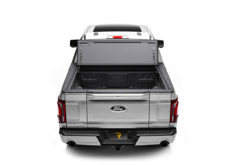 Picture of BAK BAKFlip MX4 Tonneau Covers - 448204