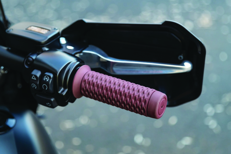 Picture of Kuryakyn KUR Hand Grips F - 6595