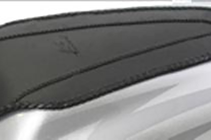 Picture of Mustang Motorcycle MMP Fender Bib Original - 78123