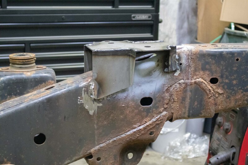 Picture of RBR Bed Mounts - Rustbuster Front Bed Mount Left Side rbrRB7018L