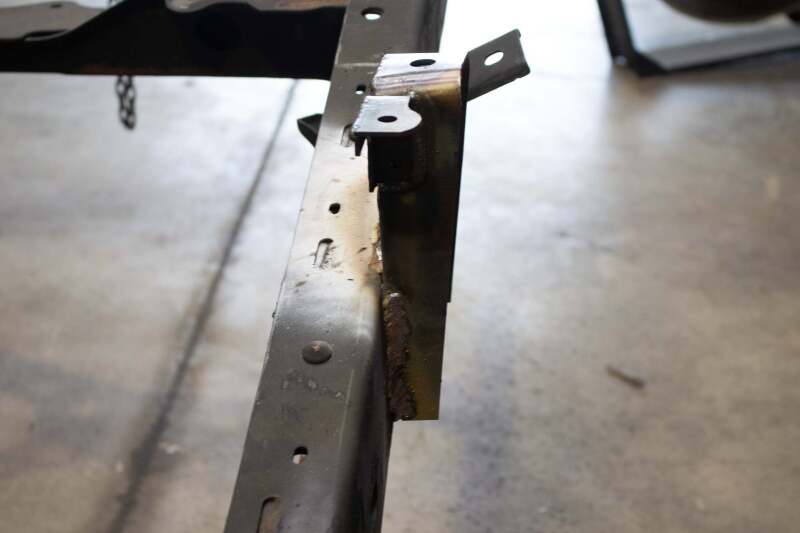 Picture of RBR Bed Mounts - Rustbuster Front Bed Mount Left Side rbrRB7136L
