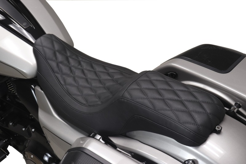Picture of Mustang Motorcycle MMP 1 Piece Diamond One-Piece Motorcycle Seats - 88514