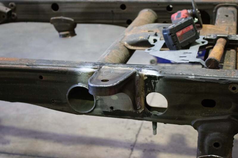 Picture of RustBuster RBR Bed Mounts Frames - RB7827L