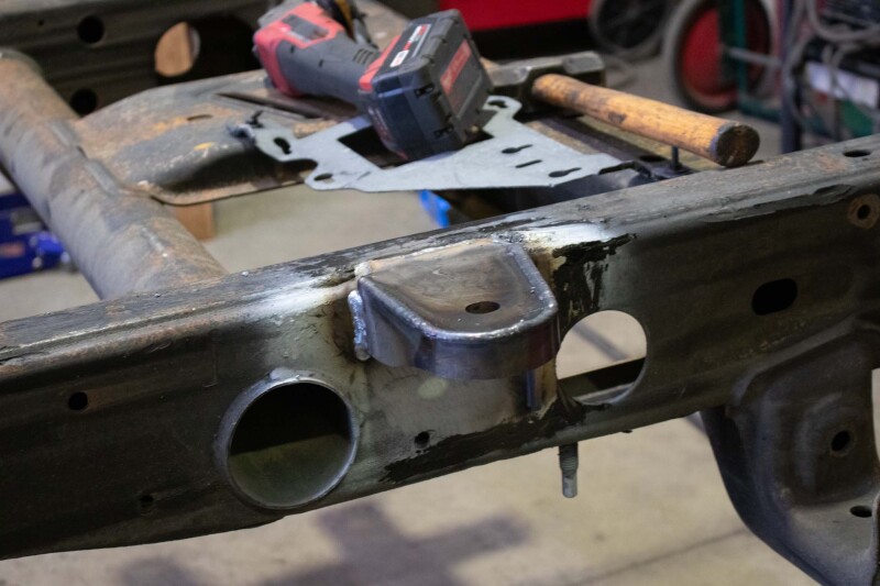 Picture of RustBuster RBR Bed Mounts Frames - RB7827L
