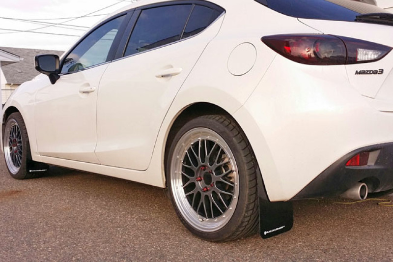 Picture of Rally Armor RAL UR Red Flap/Wht Logo Mud Flaps - MF31-UR-RD/WH