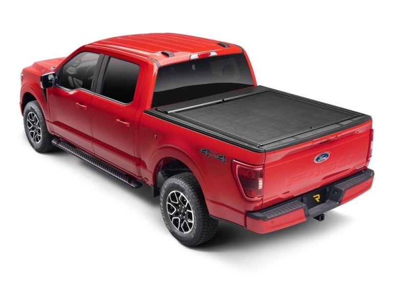 Picture of Roll-N-Lock RNL M-Series XT Tonneau Cover - 130M-XT