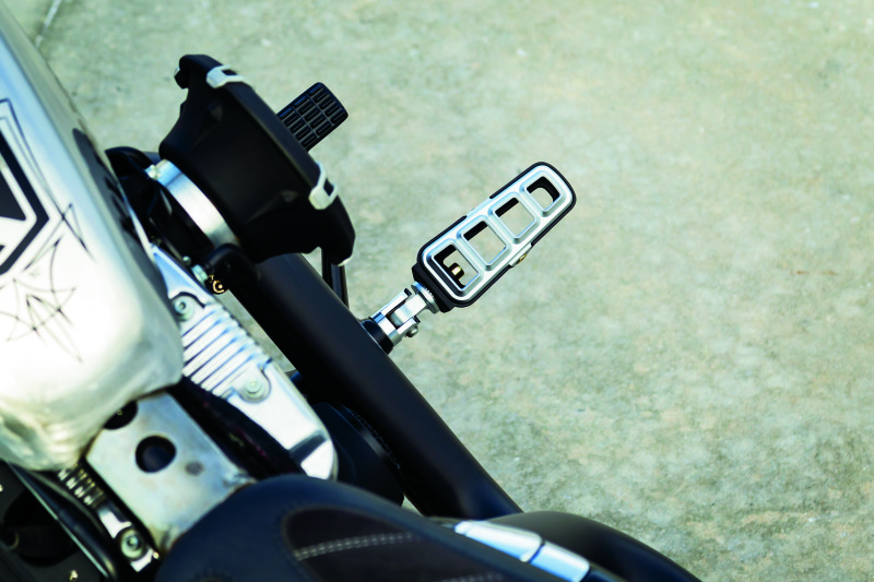 Picture of Kuryakyn KUR Foot Pegs F - 6658