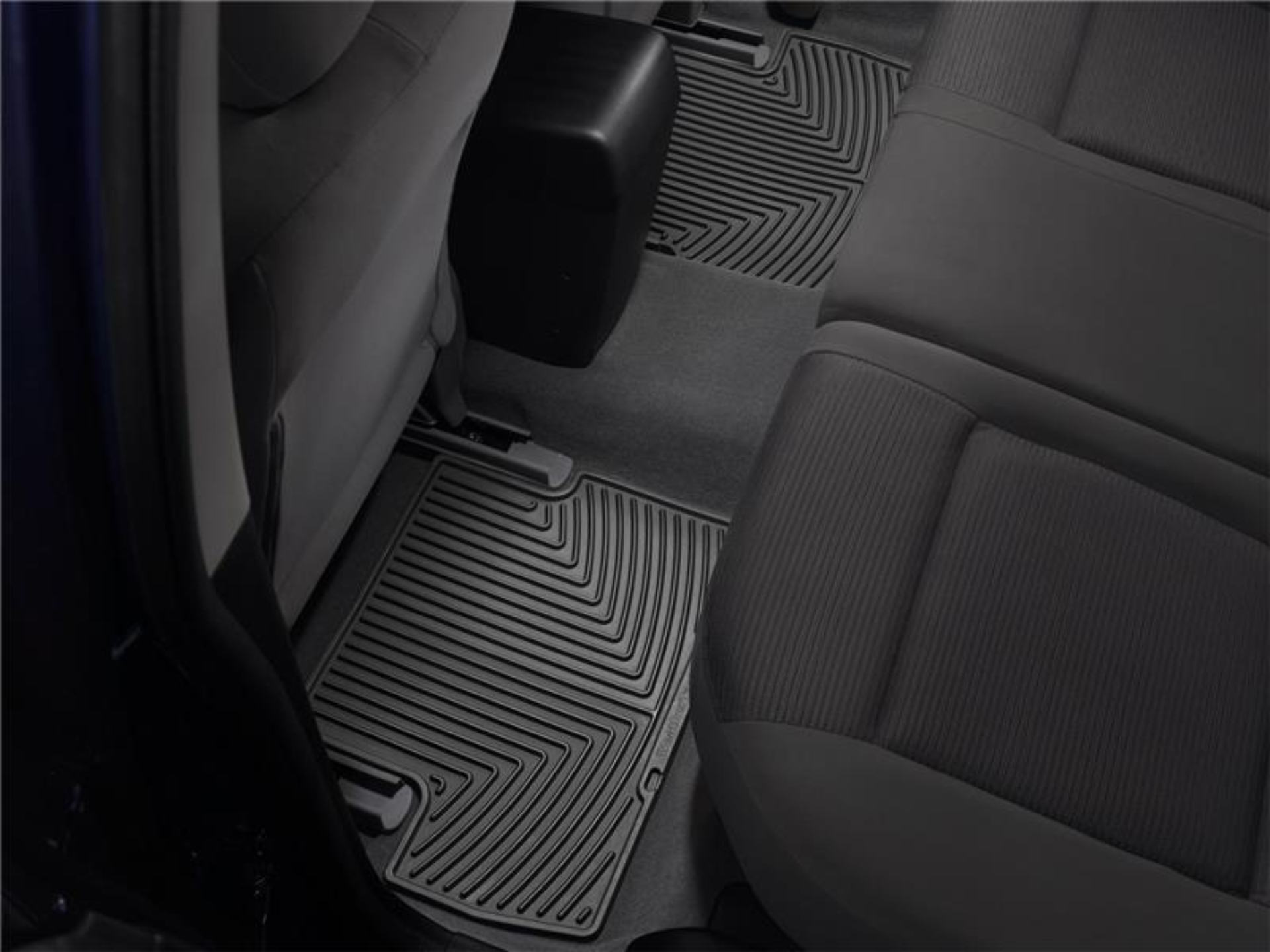 Picture of WeatherTech 03-06 Lincoln Navigator/Navigator L Rear Rubber Mats - Black